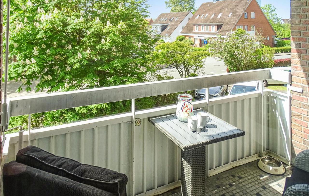 Lovely In With Kitchen Apartment *
